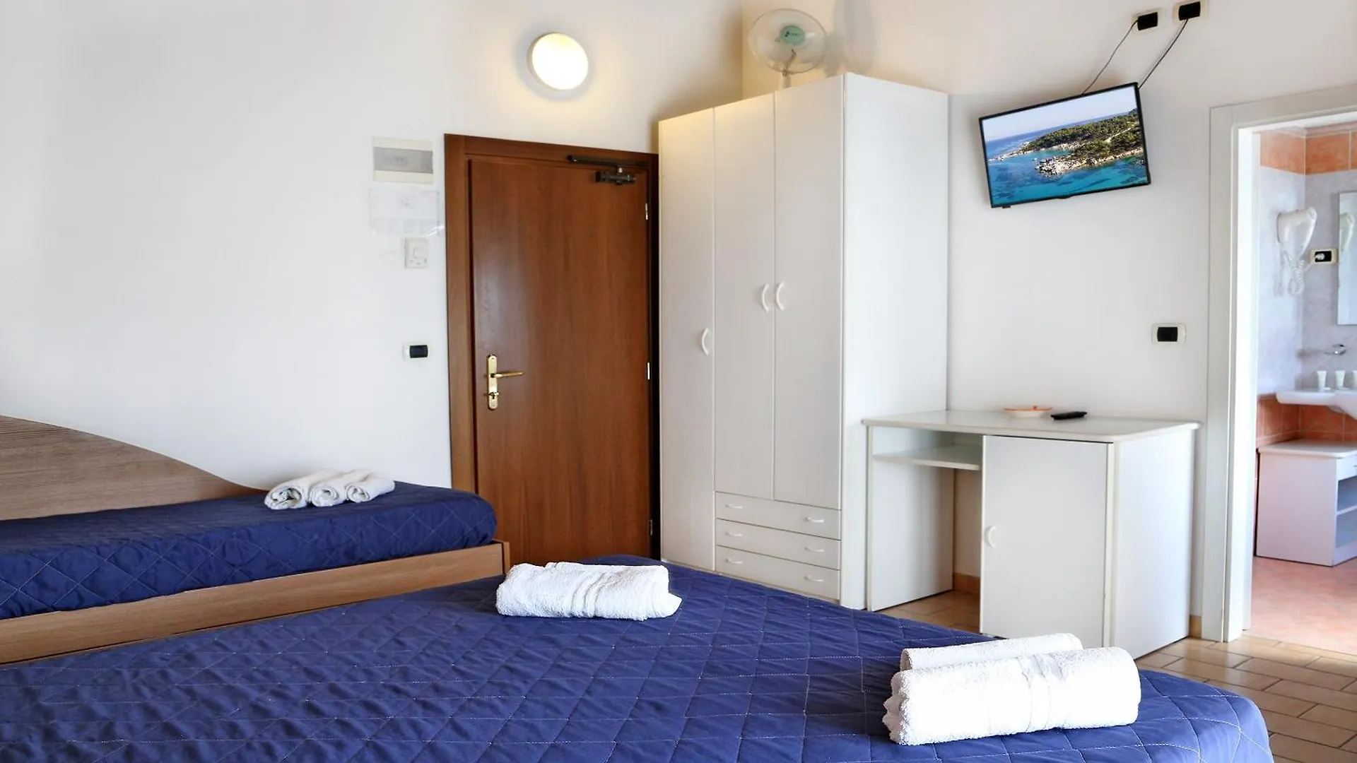 Hotel Edera - In Pieno Centro A Pochi Passi Dal Mare Riccione Italia